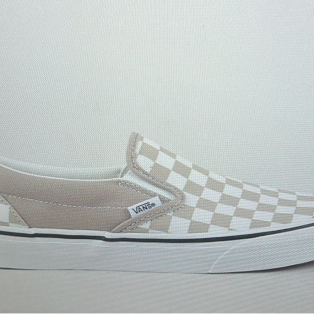 Vans Slip-On Checkerboard in Beige and White